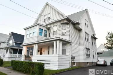 Main picture of 180 Summerfield Ave