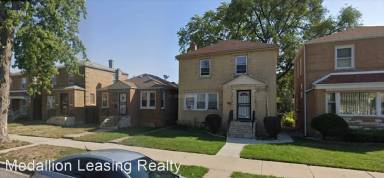 Main picture of 10831 S Vernon Ave