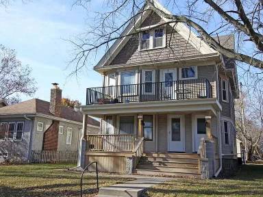 Main picture of 1407 S 59th St