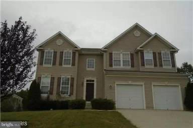 Main picture of 4 Powell Pl