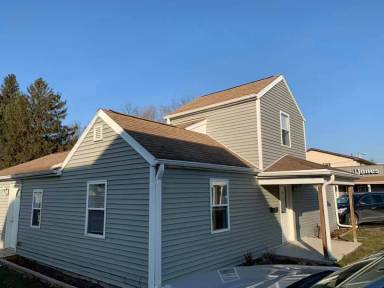 Main picture of 1110 Lincoln Hwy