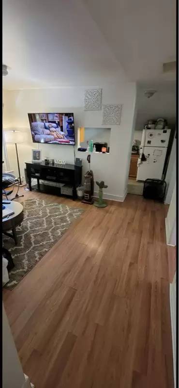 Main picture of 12 Milne St