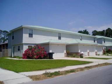 Main picture of 102 Church Ave