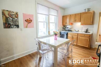 Main picture of 155 Coolidge St