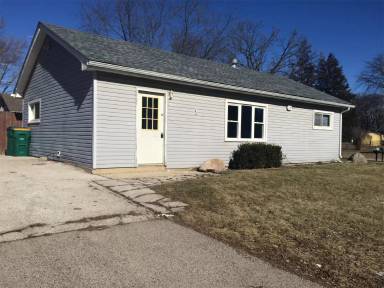 Main picture of 1310 N Poplar Ave