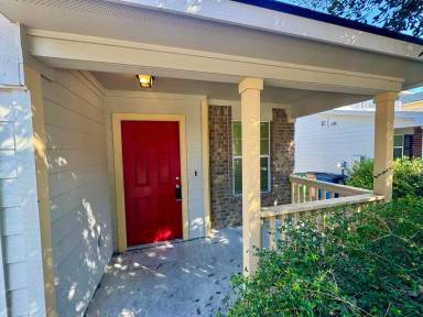 Main picture of 7812 Duber Ln