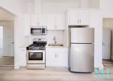 Main picture of 1030 W 23rd St
