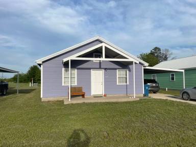 Main picture of 429 Sparrow Ln