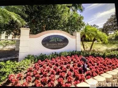 Main picture of 4009 Palm Tree Blvd