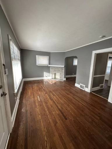 Main picture of 4687 E 86th St