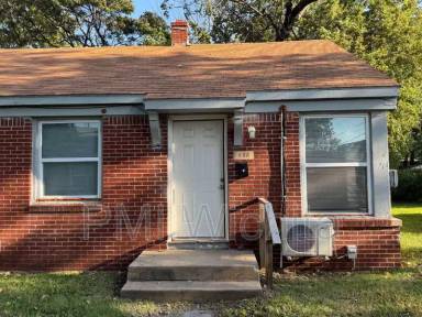 Main picture of 638 S Hydraulic St