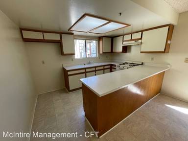 Main picture of 28 N 4th St