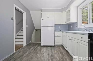 Main picture of 3763 40th Ave N