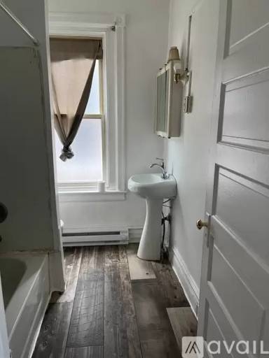 Main picture of 1506 W Turner St