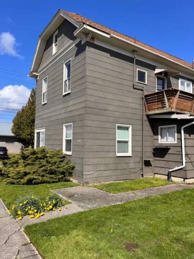 Main picture of 5327 N Shirley St