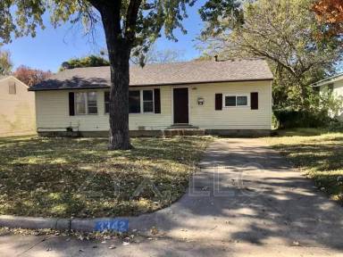Main picture of 3342 S Marion Ave