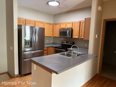 Main picture of 6702 Meadow Grass Ln S