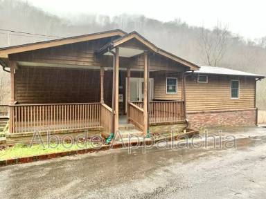 Main picture of 1233 Collins Hwy