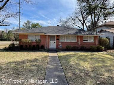 Main picture of 103 Justin Ave