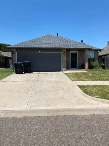 Main picture of 1106 SW 25th St