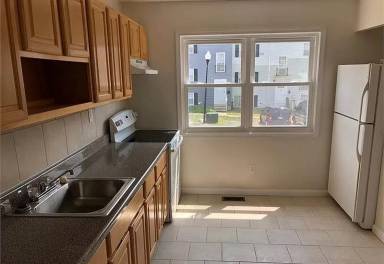 Main picture of 1906 Eloise Ln