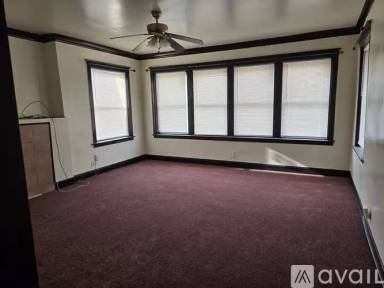 Main picture of 6329 S Loomis Blvd