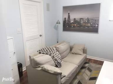 Main picture of 1640 Lake Ave