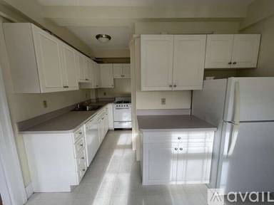 Main picture of 1401 Beacon St