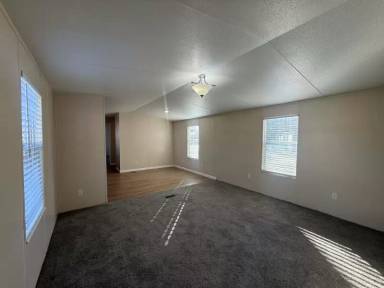 Main picture of 1236 N Oaklane Rd