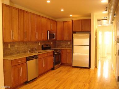 Main picture of 317 Canal St
