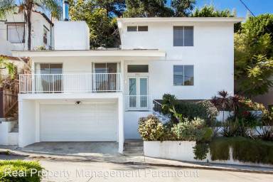 Main picture of 2461 Lyric Ave