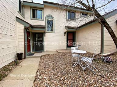 Main picture of 8344 S Everett Way