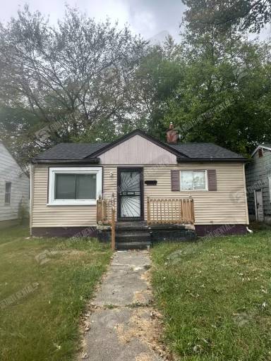 Main picture of 15767 Lamphere St