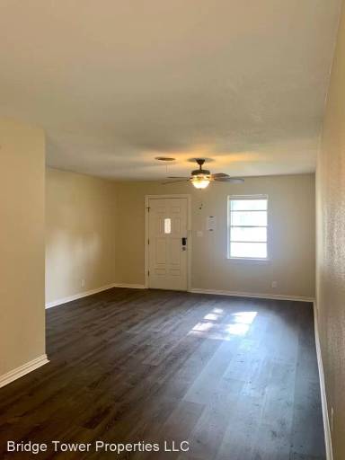 Main picture of 4801 Cole St
