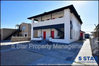 Main picture of 2606 Aurora Ave