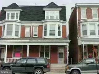 Main picture of 1011 W Princess St