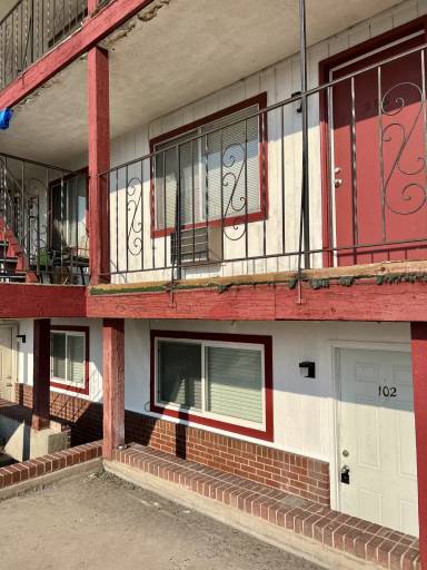 Main picture of 1080 S Eliot St