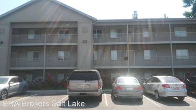 Main picture of 1969 N Canyon Rd