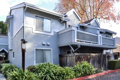 Main picture of 4670 Devonshire Cmn
