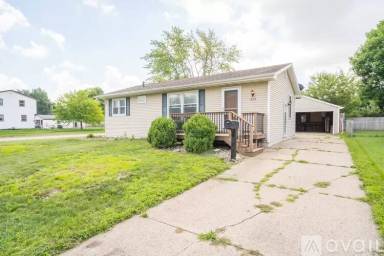 Main picture of 325 NE 6th St
