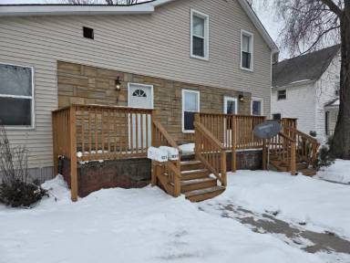 Main picture of 923 N Mason St