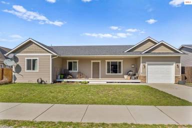Main picture of 316 Ashlin Ct