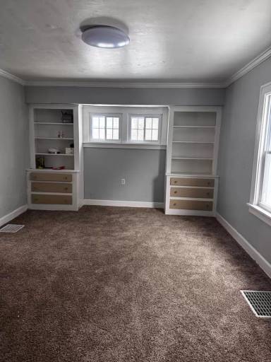 Main picture of 912 Elbon Rd