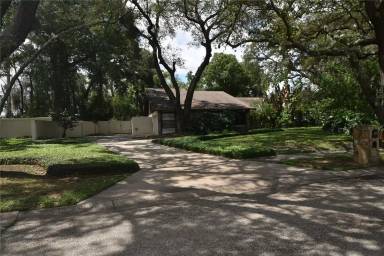 Main picture of 15937 Nottinghill Dr