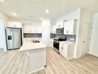 Main picture of 4390 Mountain Ball Ln