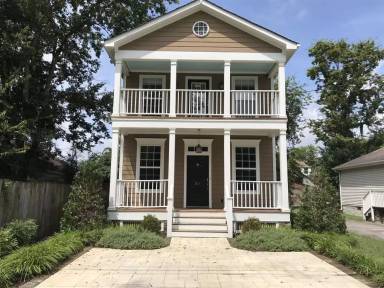 Main picture of 914 Evans St