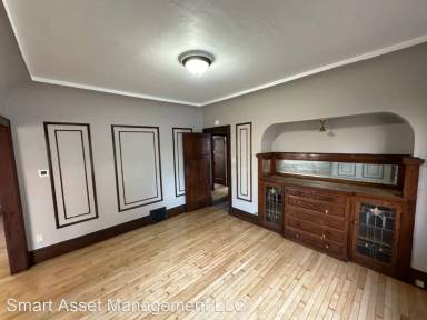 Main picture of 3726 N 19th Pl
