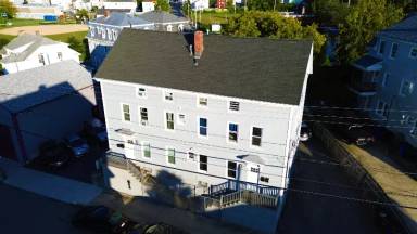 Main picture of 42 Kilburn St