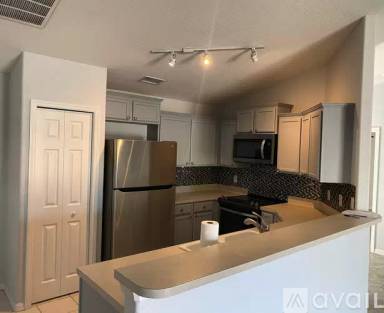 Main picture of 542 Lee Ave