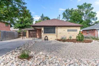 Main picture of 2271 Oakland St